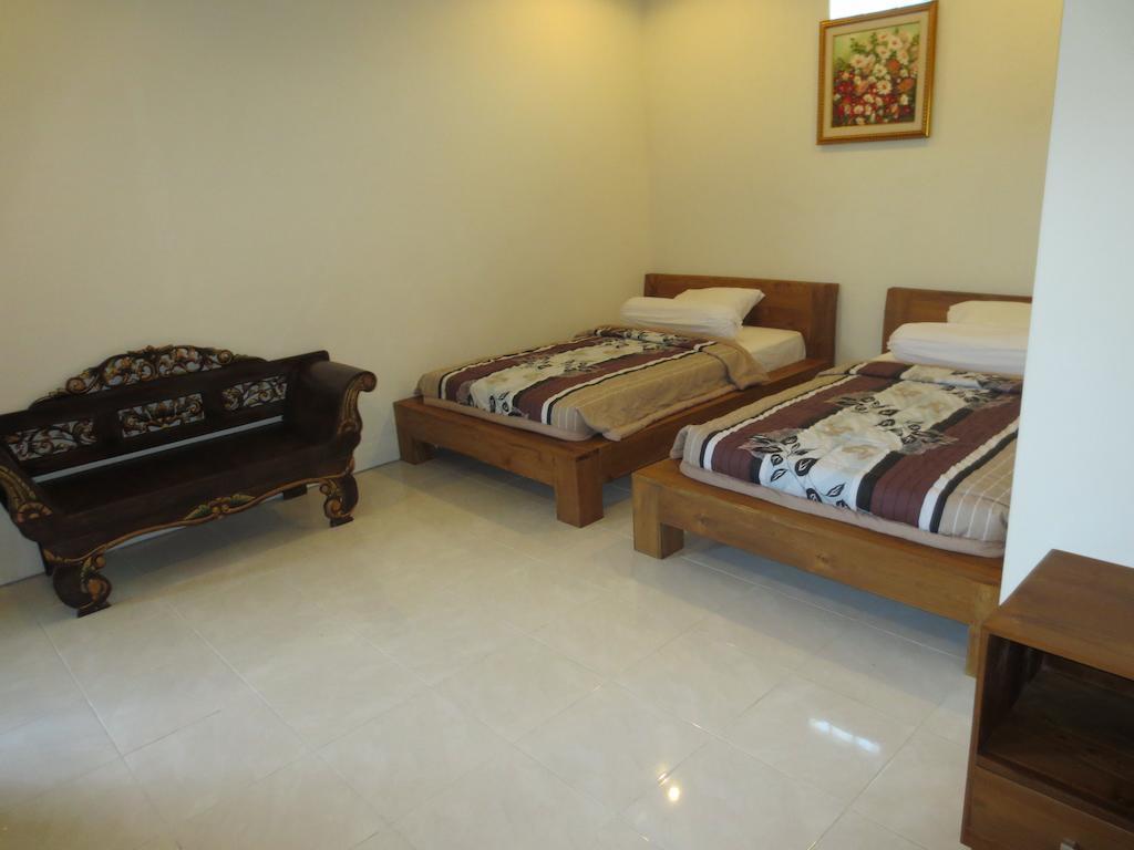 Putri Homestay Sanur  Exterior photo